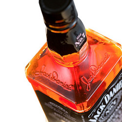 JACK DANIEL‘S 杰克丹尼 黑标 调和 田纳西威士忌 40%vol 1.75L批发价多少钱？